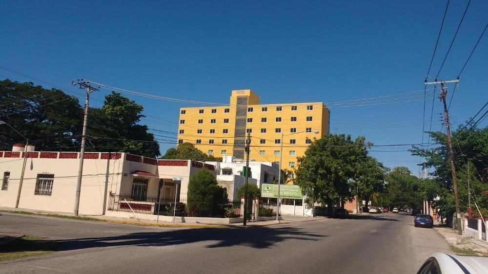 Misol-Ha Hotel Mérida Kültér fotó
